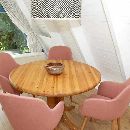 Zeltdachhaus Mit Wlan In Strandnaehe * Damp